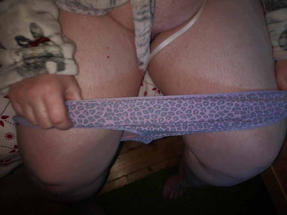 25P Hot  MoM