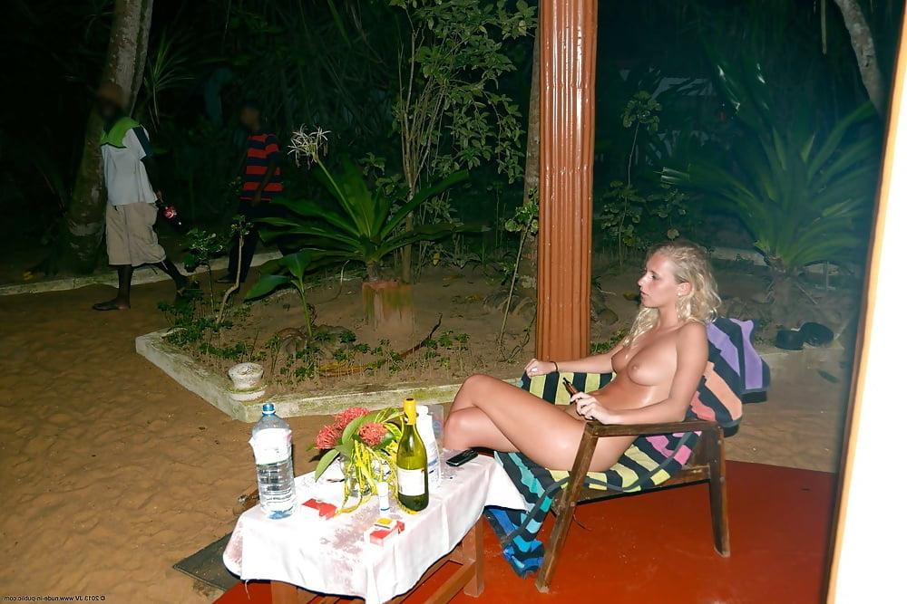 25P foreign girl in hikkaduwa sri lanka