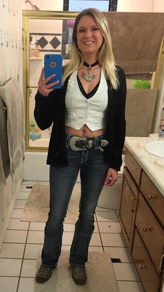 24P Young mom