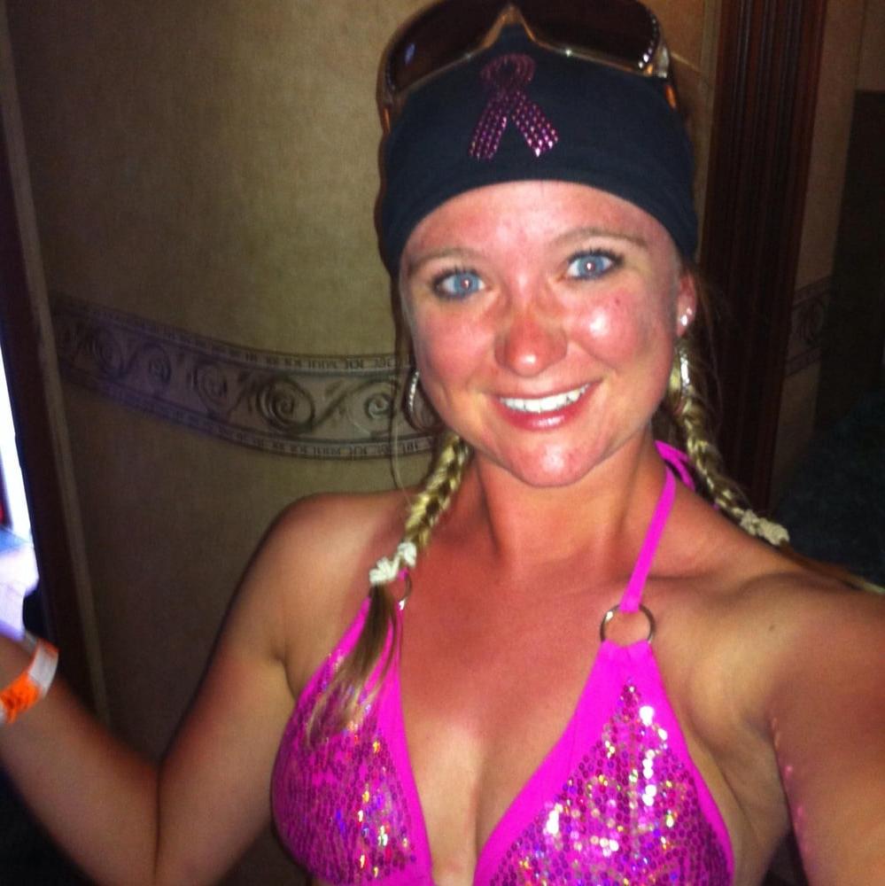 24P Young mom