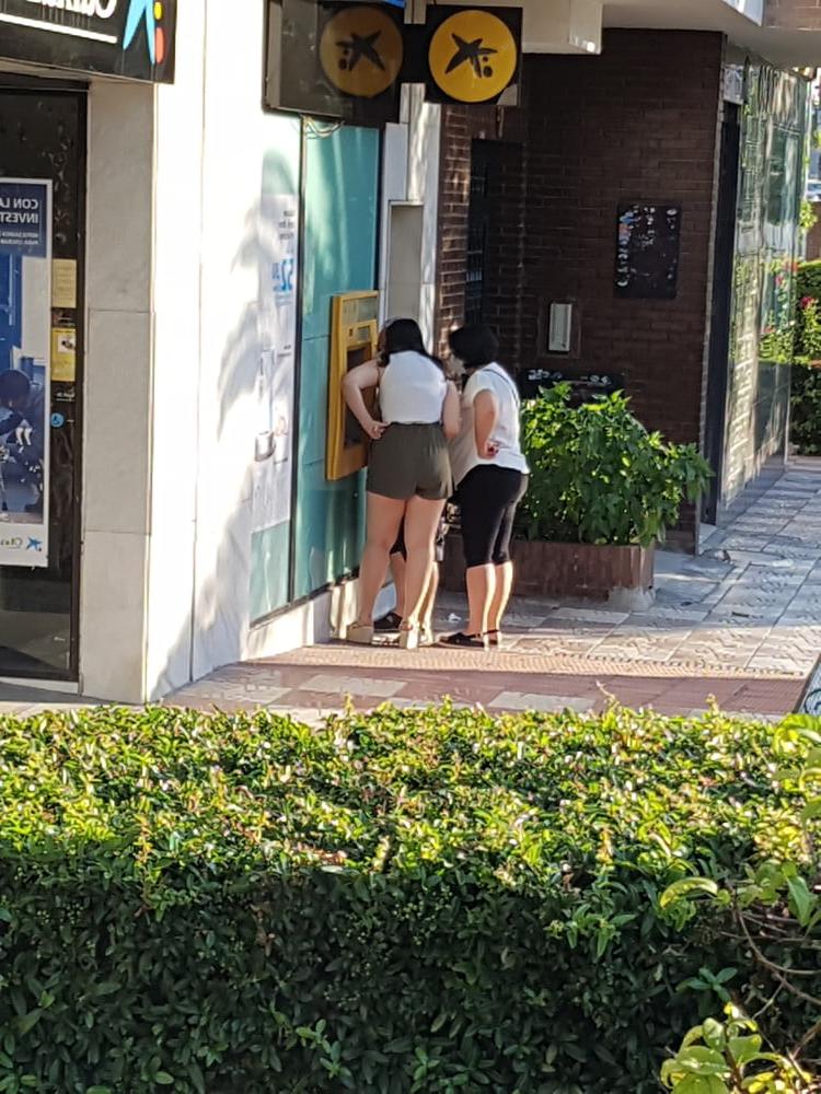 6P Voyeur spy shots