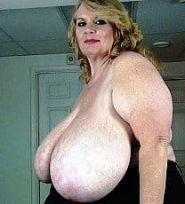 24P 01. Big Mature Boobs
