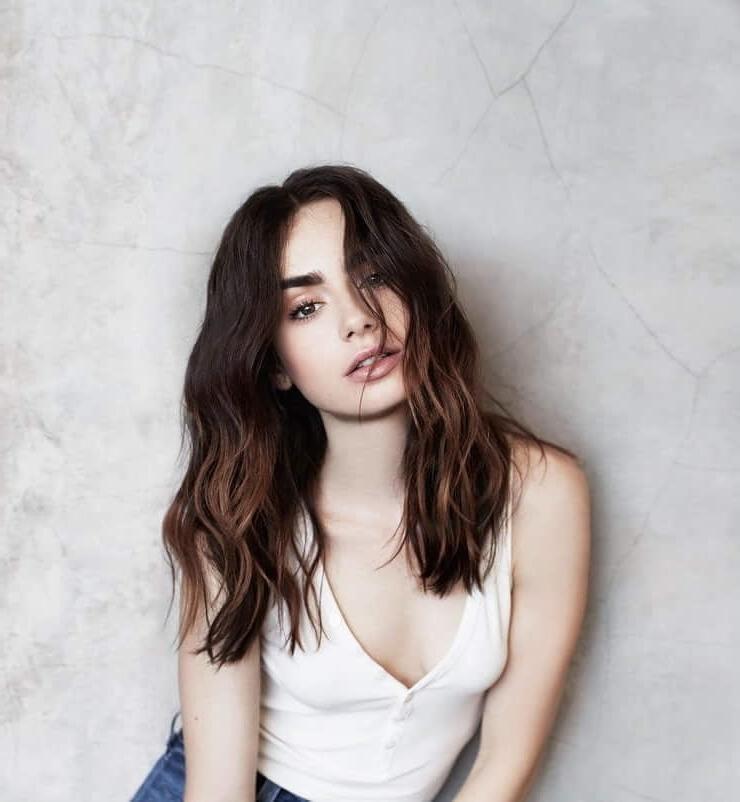 25P Lily Collins Cum Museum