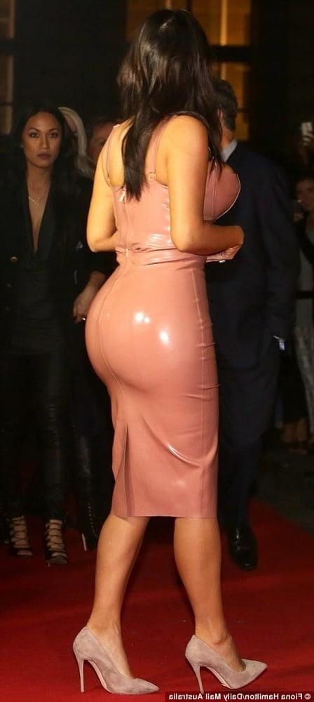 13P Kardashian booty