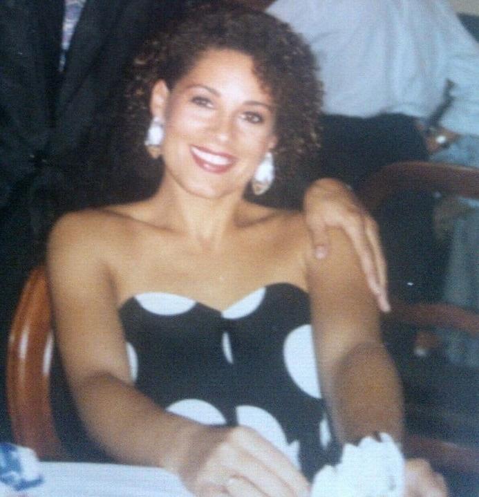 25P italian milf teacher swinger