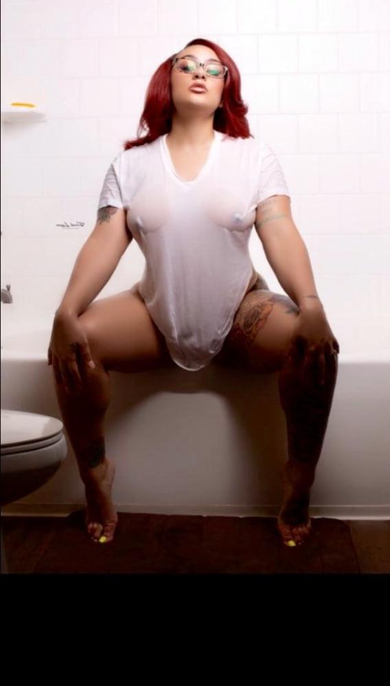 16P MULATTO CHICK EMILYANA....SEXY REDBONE BOOTY