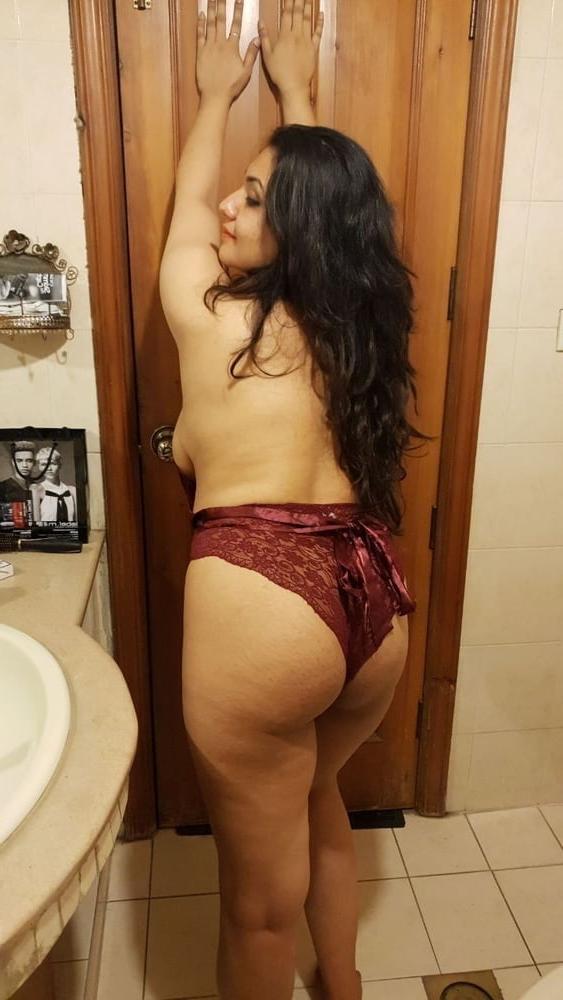21P Desi ladies will make you cum