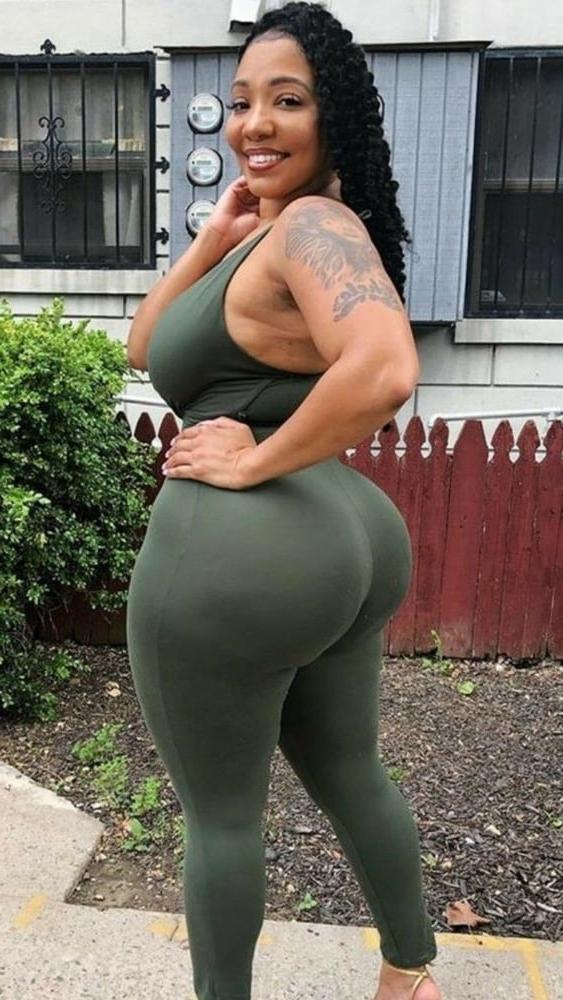 6P Pin on Big Booty