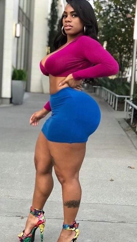 6P Pin on Big Booty