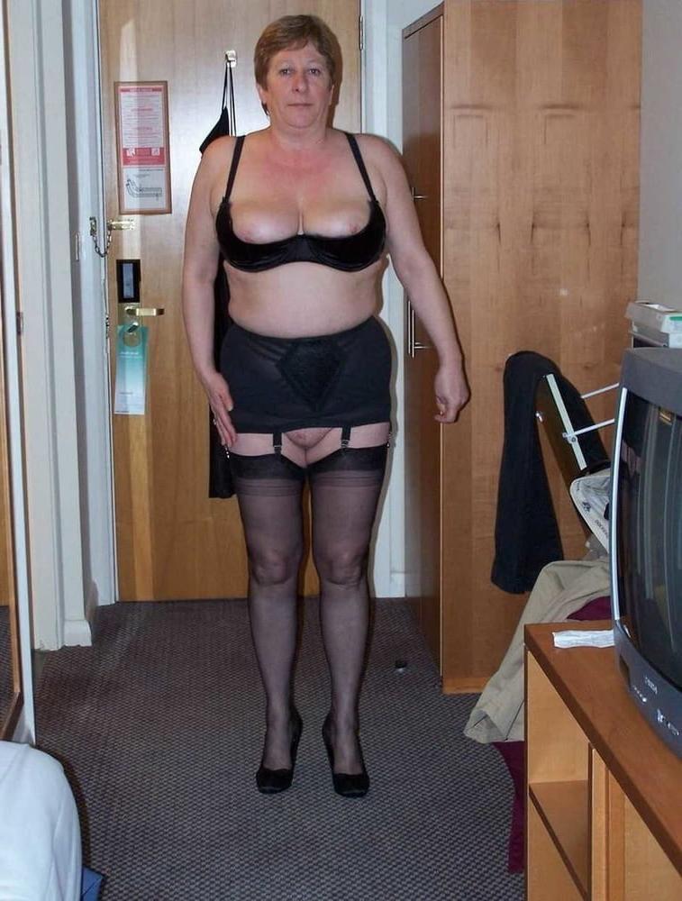 25P Amateur BBWs and PAWGs 97