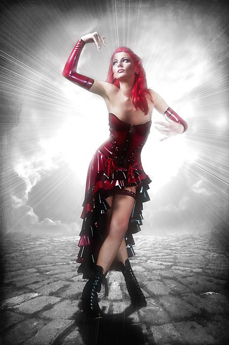 25P Latex and erotic III