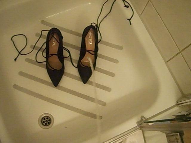 25P billige heels bepisst