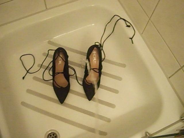 25P billige heels bepisst