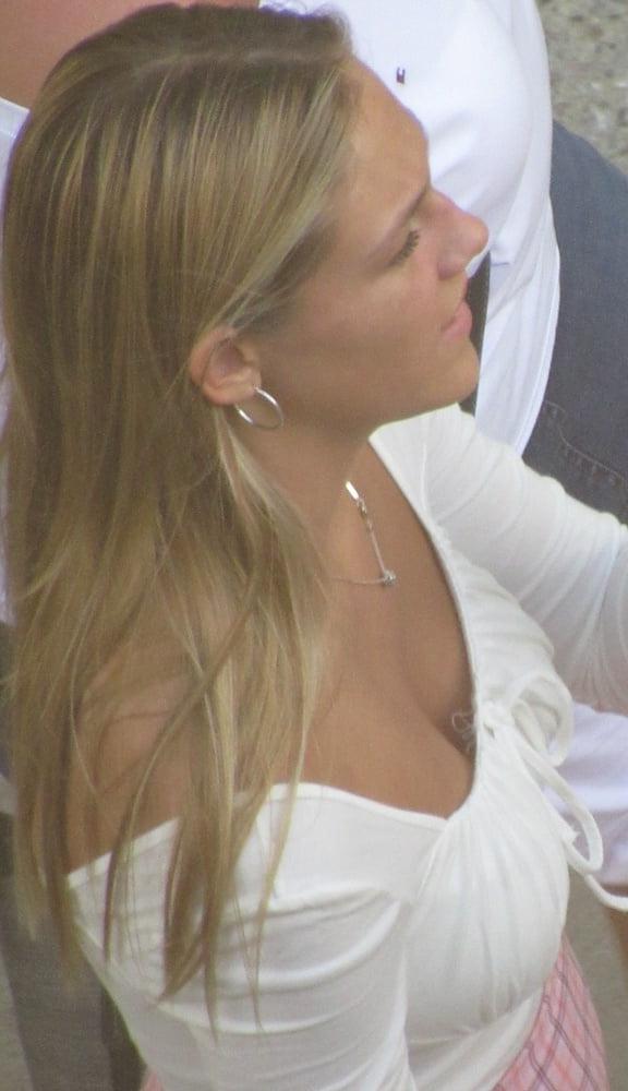 25P Street boobs 6