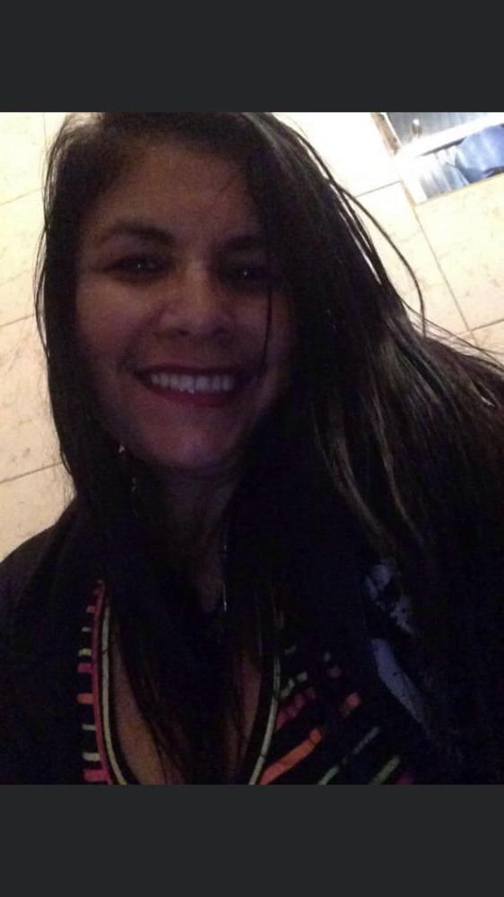 24P Nice brunette mom