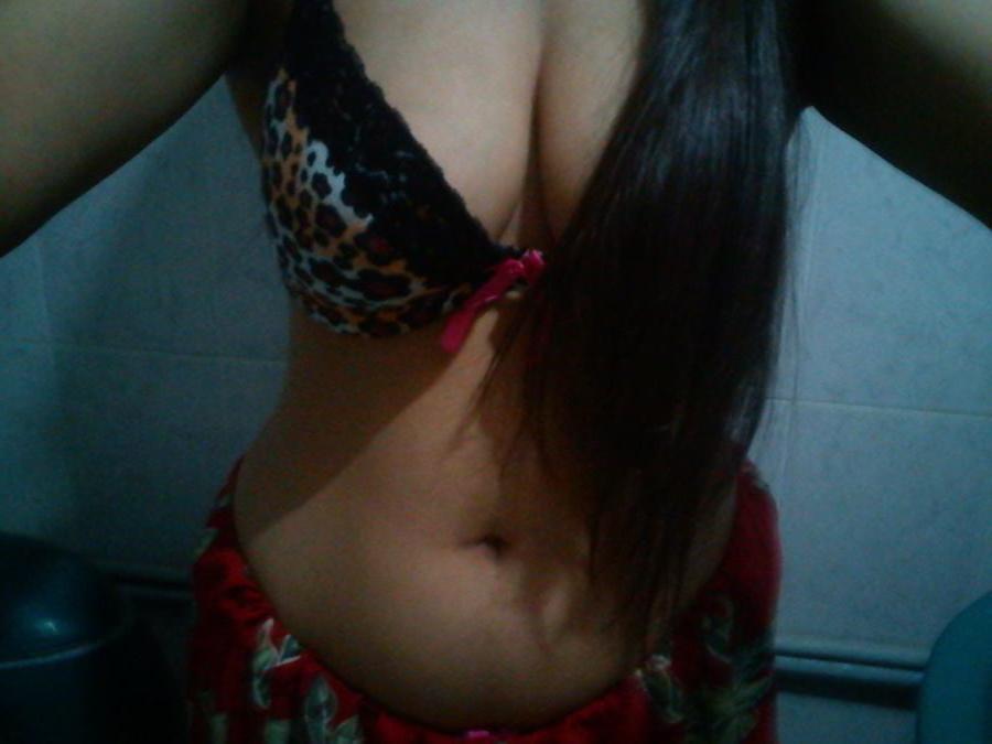 25P Desi Sexy girls make you cum