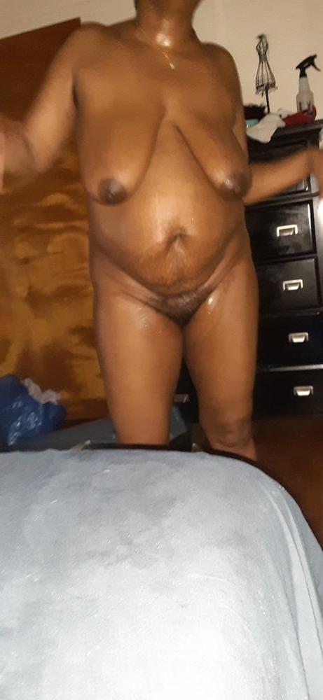 25P GHETTO BLACK GHETTO MOM ASS