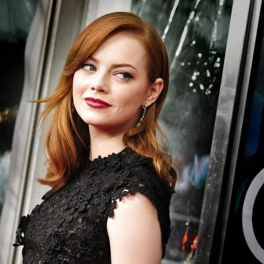 25P Emma Stone Cum Museum