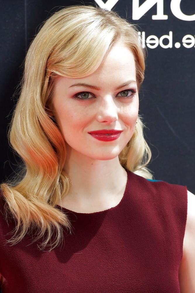 25P Emma Stone Cum Museum