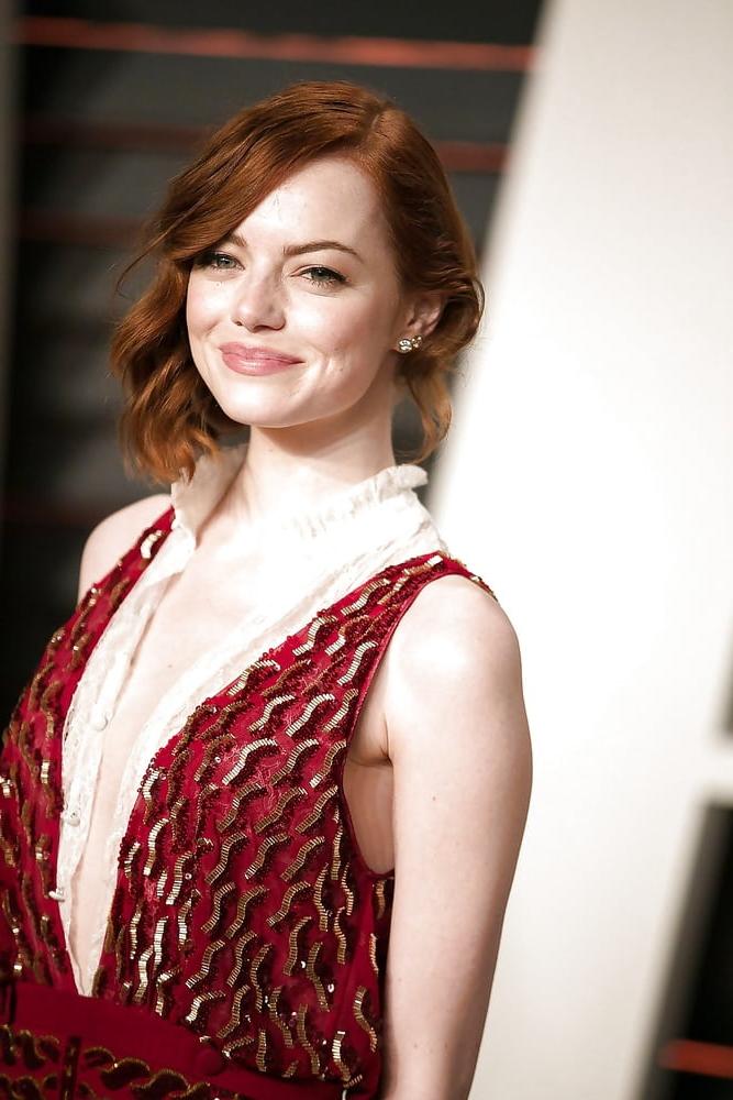 25P Emma Stone Cum Museum