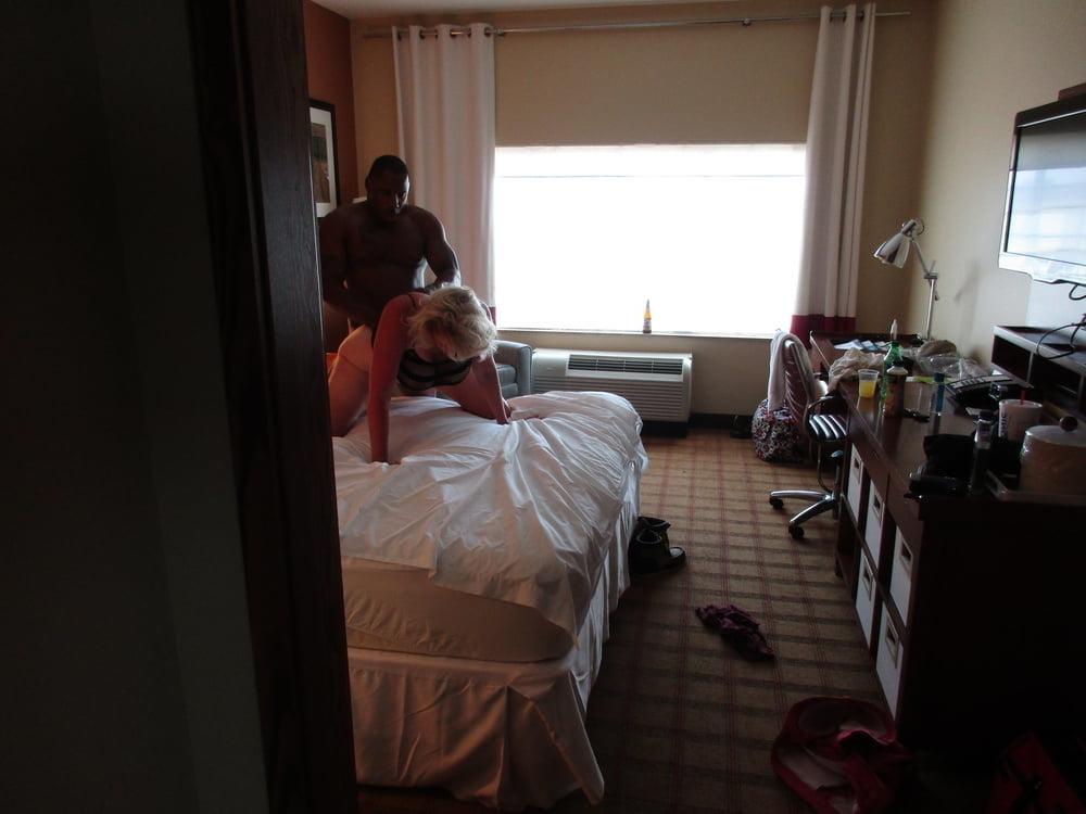 25P Hotel Swinger Party #77