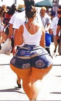 25P Random big ass, hips, tits and legs mature plus ladies