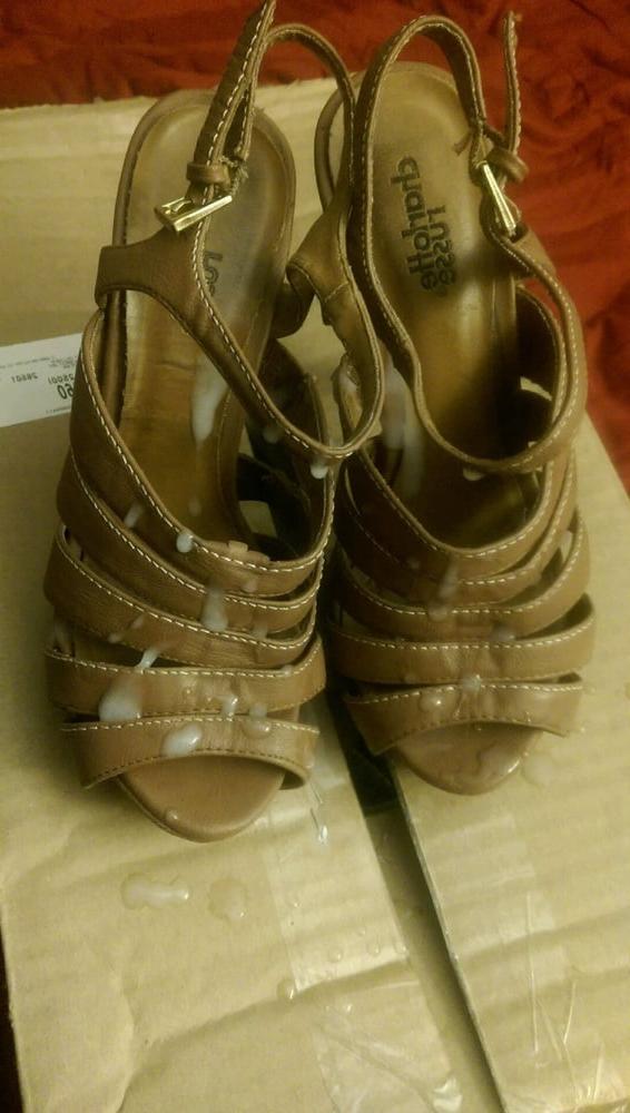 25P mom heels
