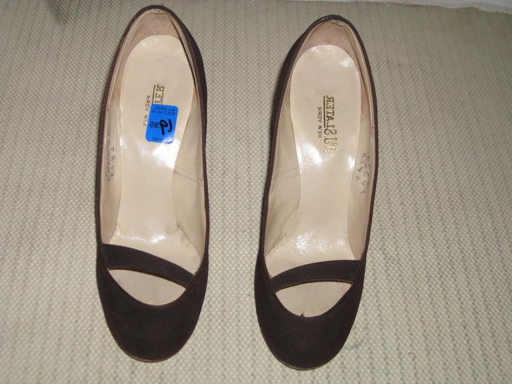 25P mom heels