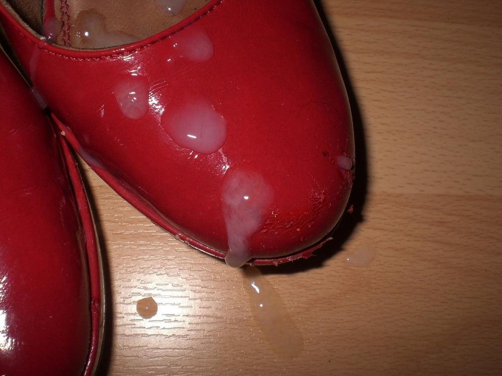 25P mom heels