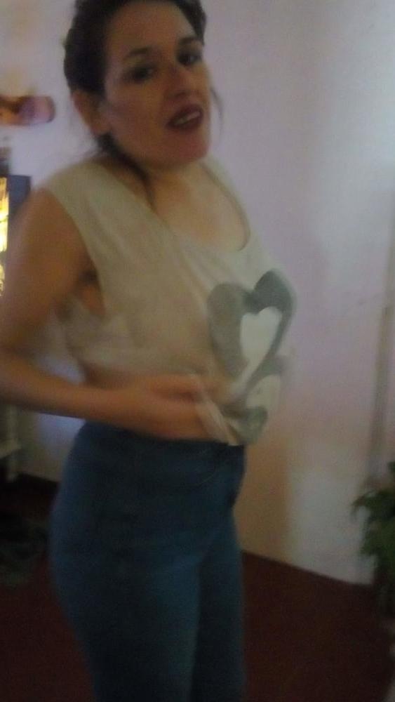 25P Local mature flatchested super-slut