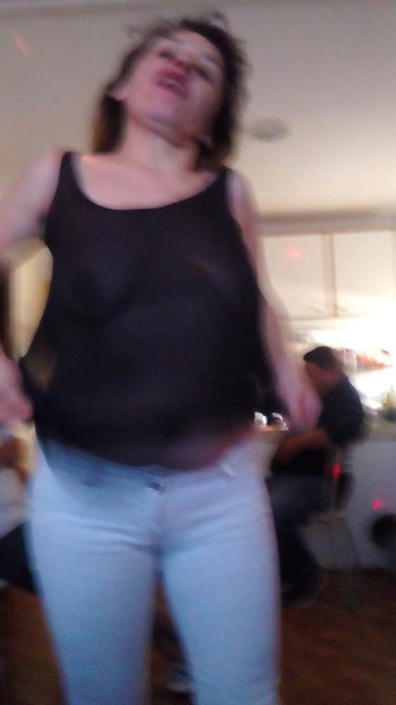 25P Local mature flatchested super-slut