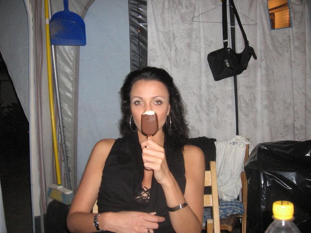 25P Sexy stewardess has fun