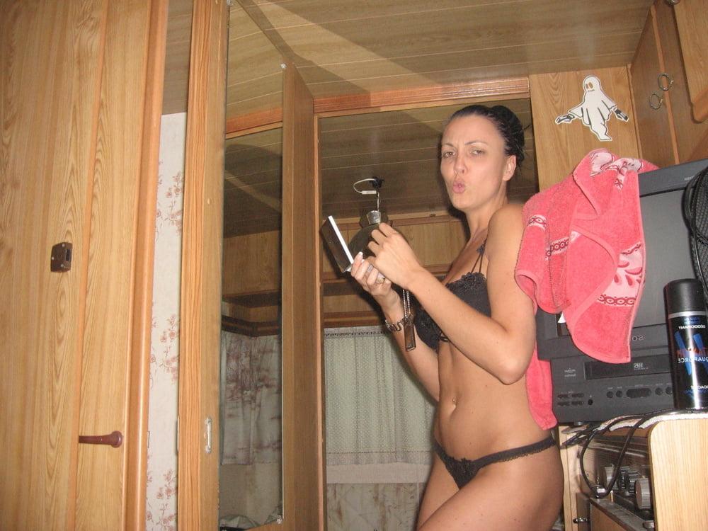 25P Sexy stewardess has fun