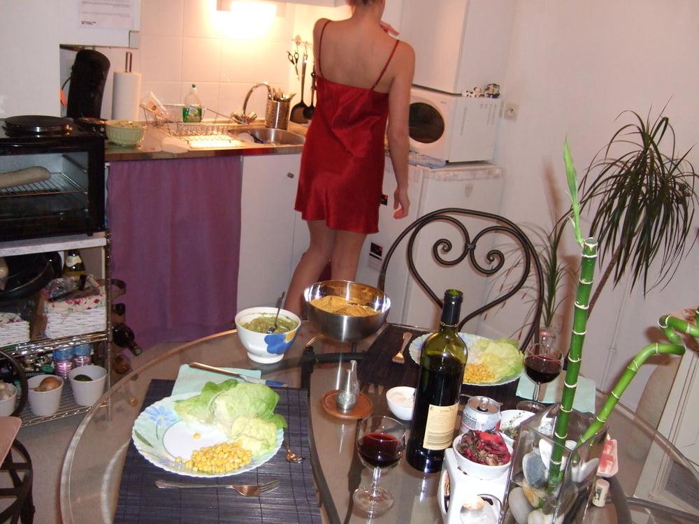 25P Sexy stewardess has fun