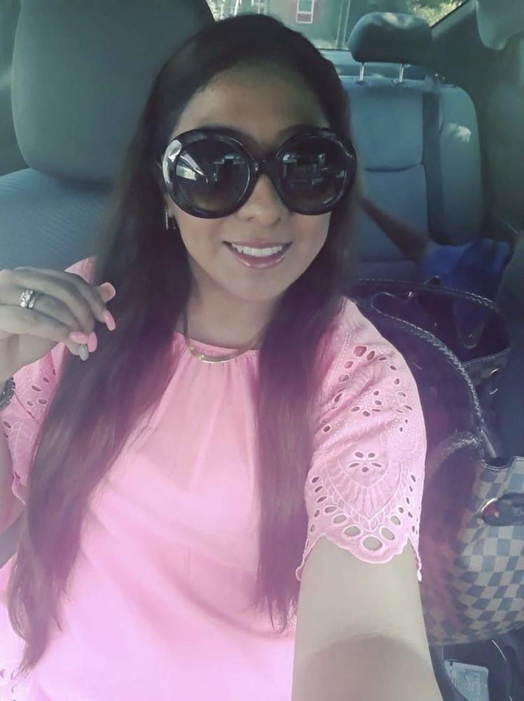 25P My MILF Mom Edith