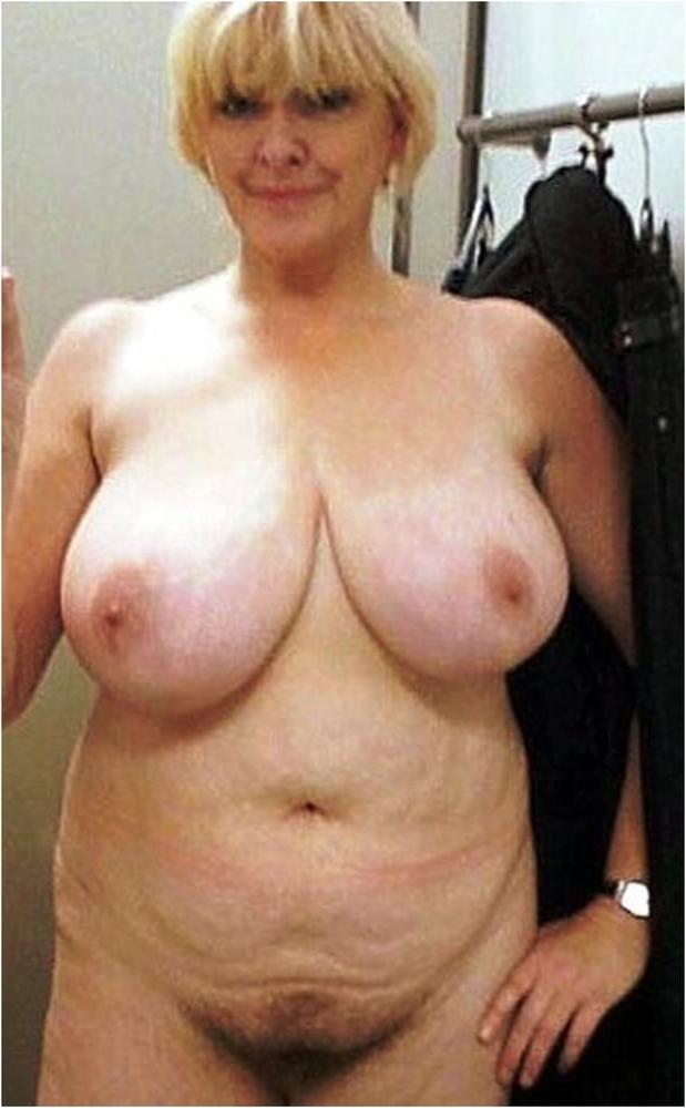 25P Big Boobs Mature Who Lives Next Door