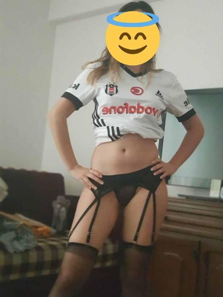 8P Turkish MILFS Mom Besiktas