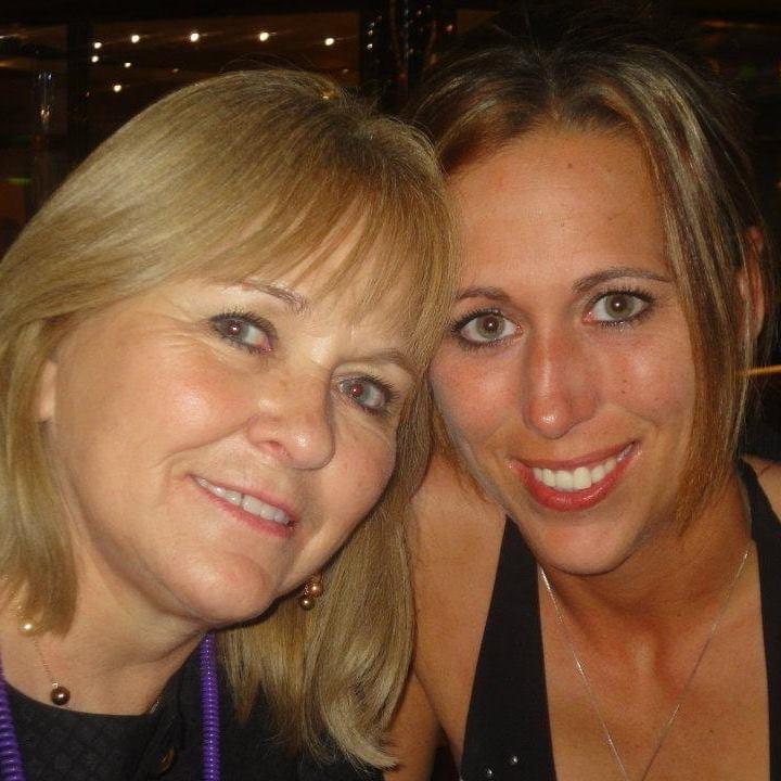 25P Sexy mom