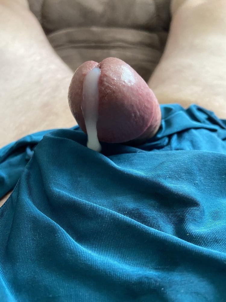 10P Sperma im Höschen