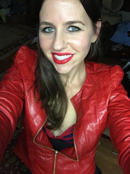 24P Slutty Brunette Milf Loves Hot Cum