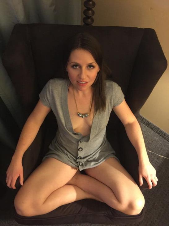 24P Slutty Brunette Milf Loves Hot Cum