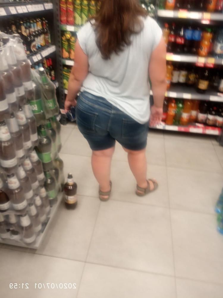 25P I spy on the Belarusians woman