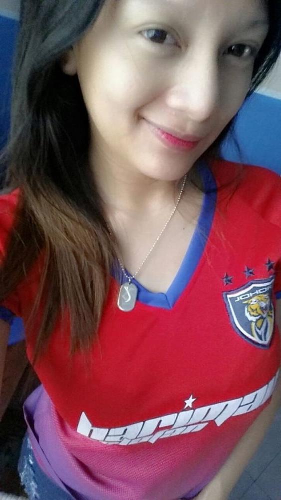 25P Mix Malay-Chinese Puteri Ain Arriana Cute Big Boobs