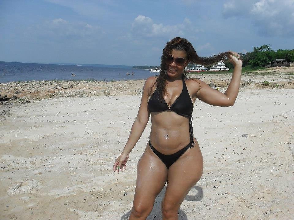 23P mature milf big booty