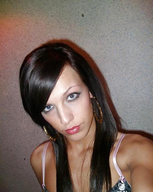 13P Nicole Beatiful escort german amateur