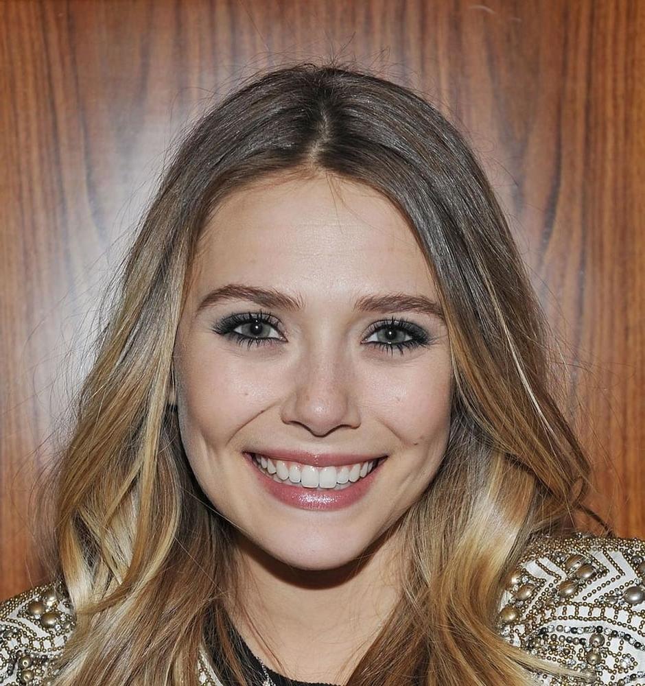 25P Elizabeth Olsen Cum Target