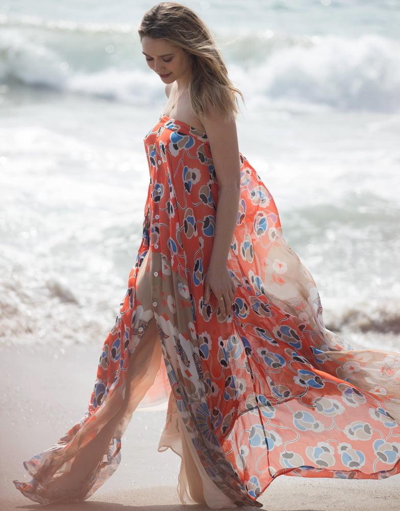 25P Elizabeth Olsen Cum Target
