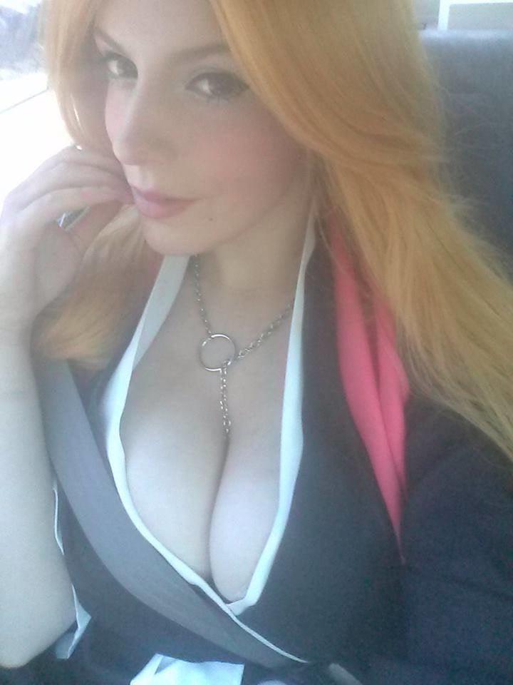 25P Hot Cosplay Girl with big Boobs + Nude 1