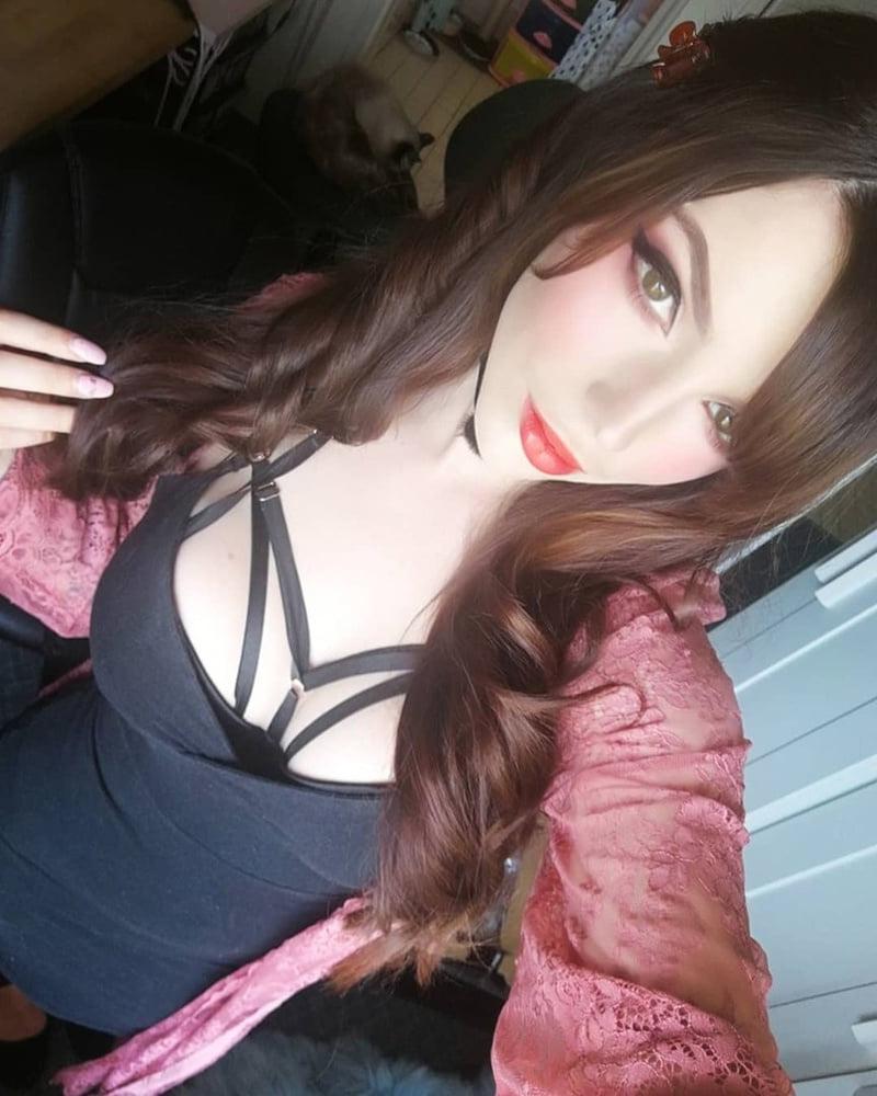 25P Hot Cosplay Girl with big Boobs + Nude 1