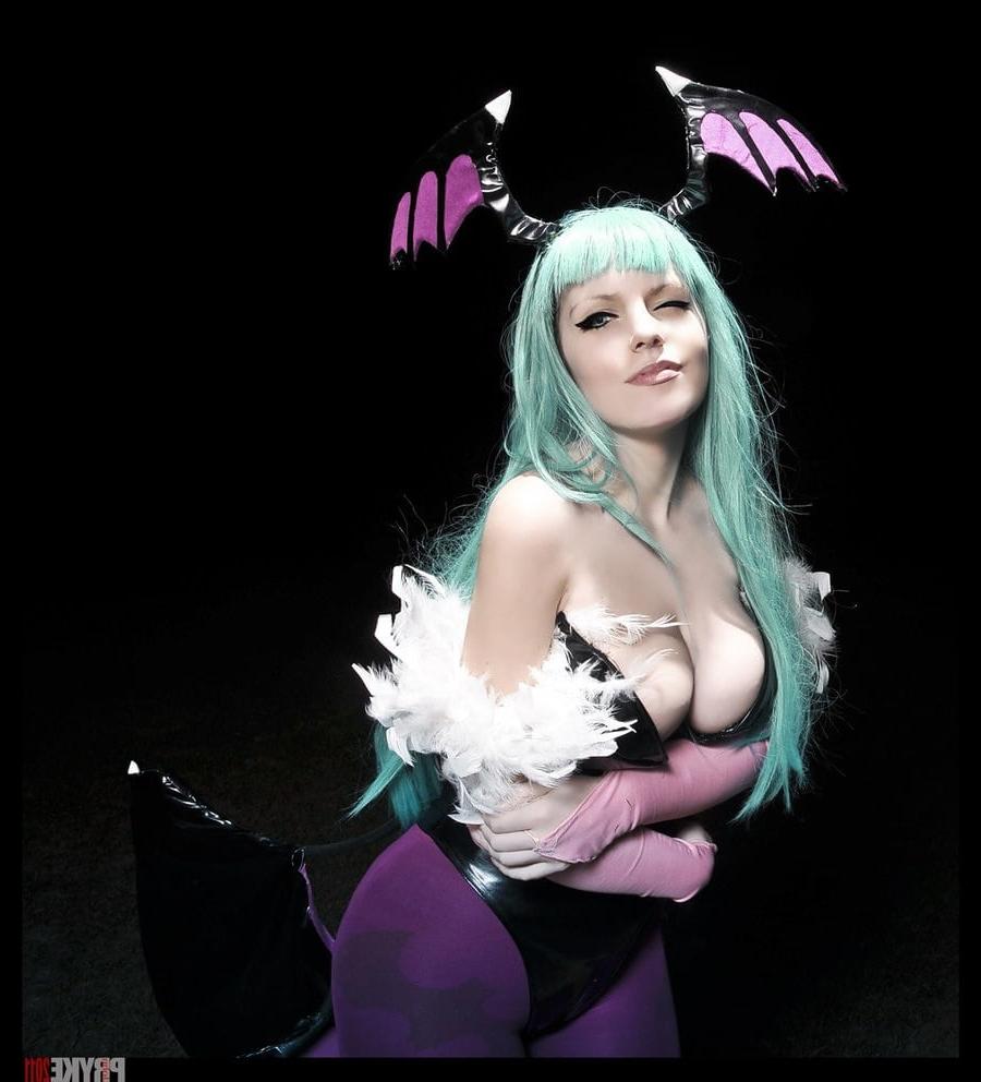 25P Hot Cosplay Girl with big Boobs + Nude 1